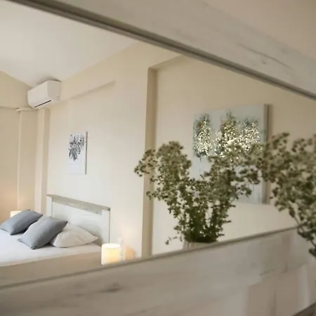 La Luna Maisonette Holiday home *